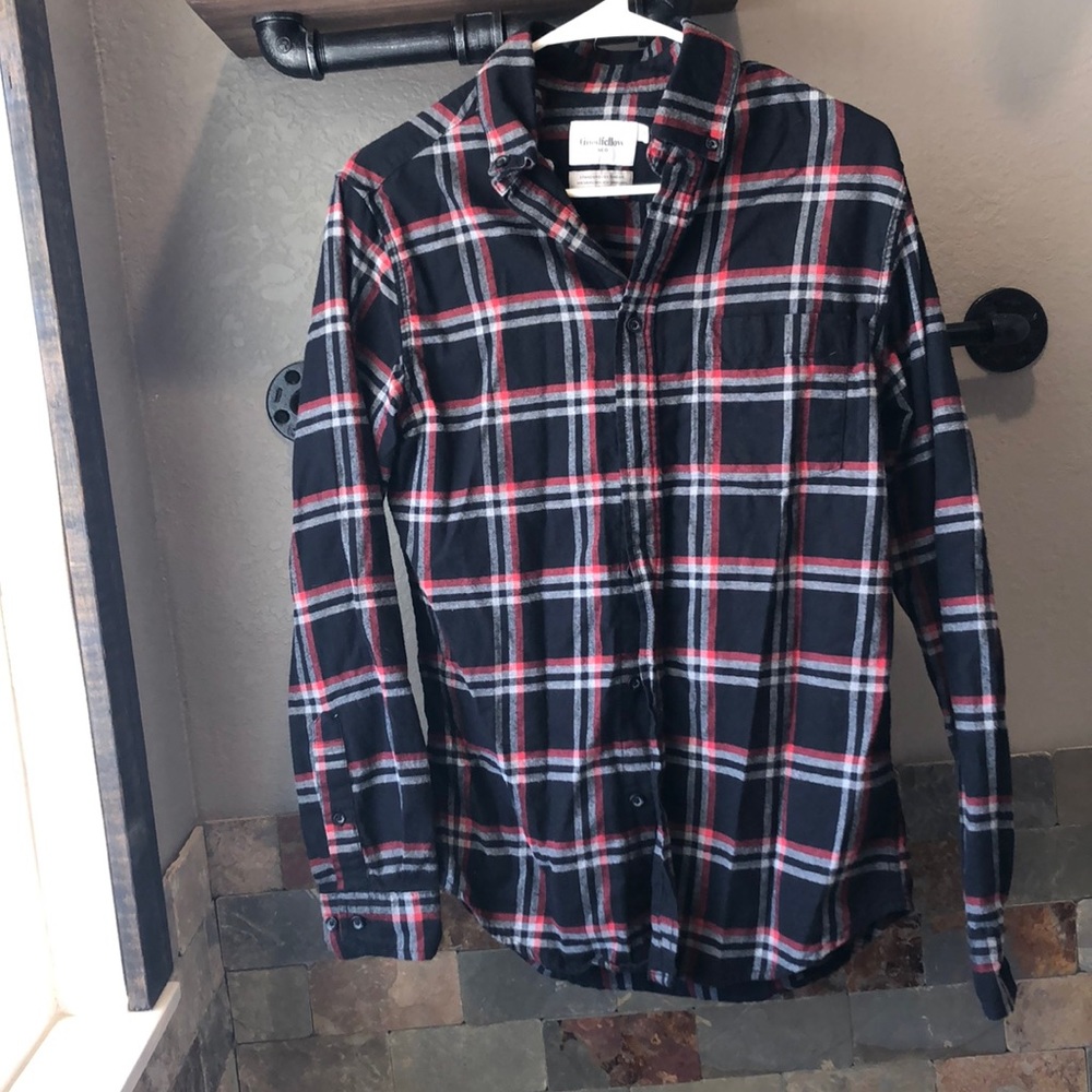 Men’s Flannel shirt.